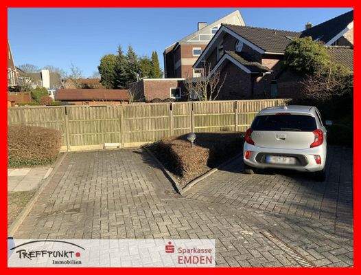 2 PKW-Einstellplätze