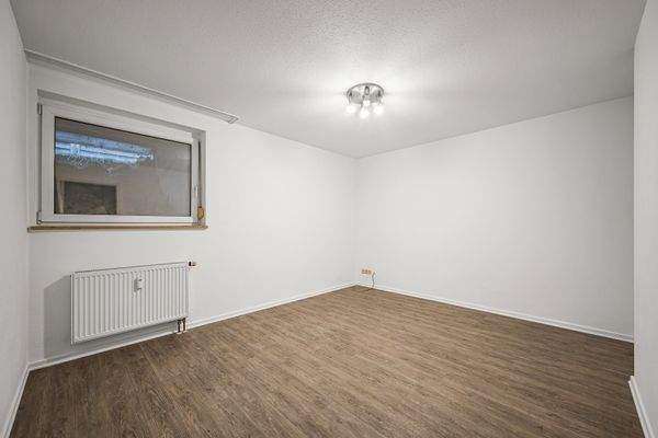 Schlafzimmer im Kellergeschoss