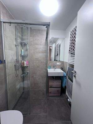 Gäste-WC m. Dusche