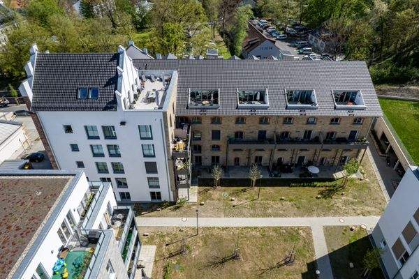 DJI_0021-HDR-Nach DNG exportieren-2 - Kopie.jpg