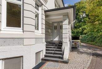 Haupteingang Belletage