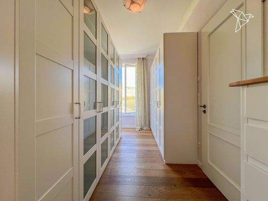 Ankleidebereich (OG)