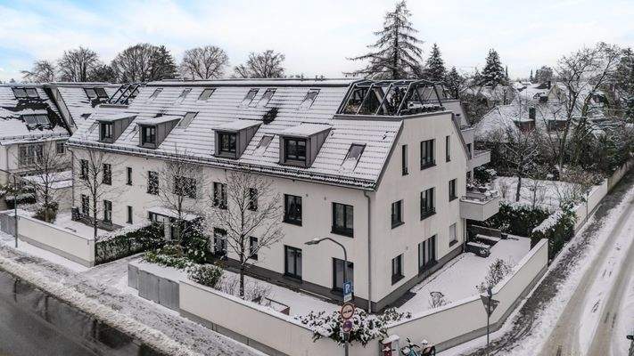 Hausansicht im Winter