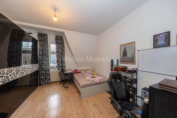 3447 Schlafzimmer links DG