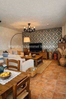 Wohnzimmer m. heller gestalt. Wand (KI)