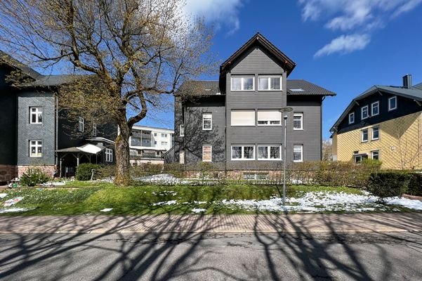 Straßenansicht