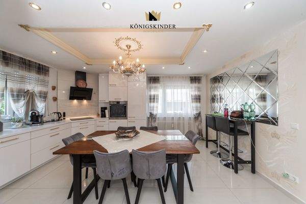 1.OG Küche- & Esszimmer