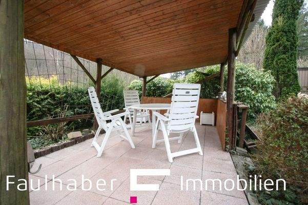 16. Überdachte Terrasse 