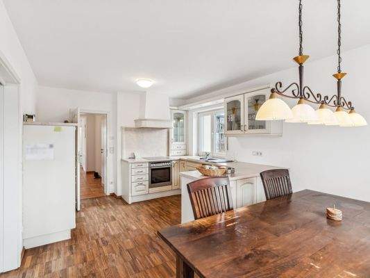 Küche und Essbereich 1. OG