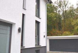 Bild Zufahrt, Garage, Eingang.jpg