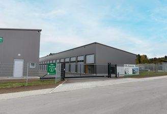 25-10-16 14-42-28 0566_blauer Himmel.jpg