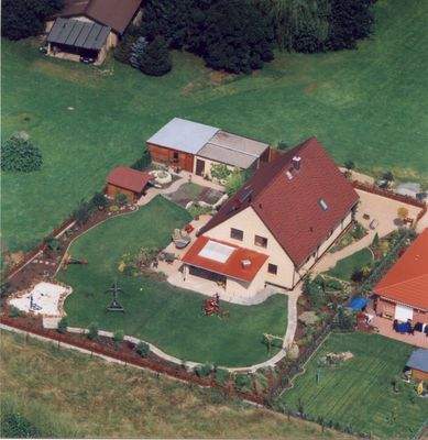 Luftansicht unmittelbar nach Fertigstellung im Jahr 2000