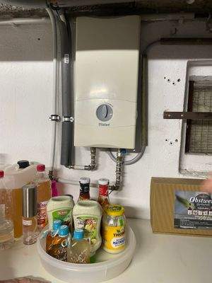 Keller: Warmwasserversorgung