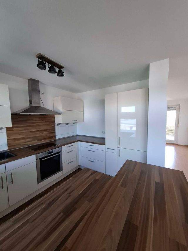 3-Zimmer-Wohnung mit TG-Stellplatz in Nürnberg-West (Stadtteil Höfen), Tillystr. - Foto 3