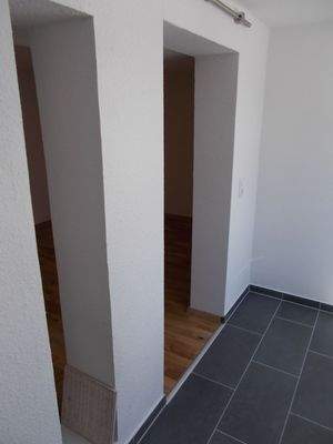 Blick in den Wohnbereich.JPG