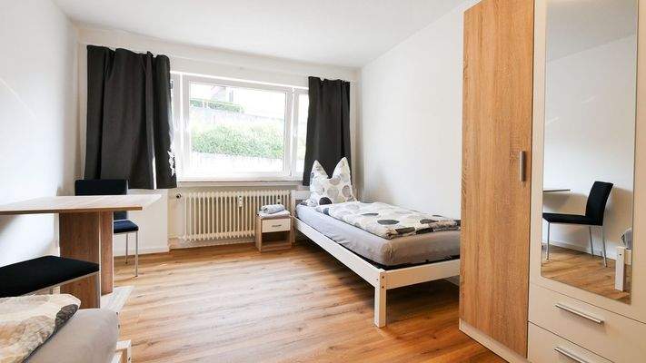 063 Zimmer 2 Schrank (1 von 1).jpg