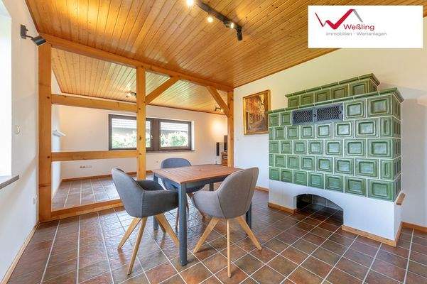 Kachelofen ohne Bank