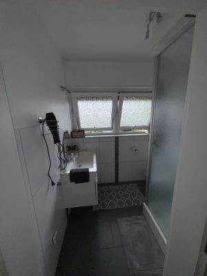 Badezimmer 1 mit Dusche