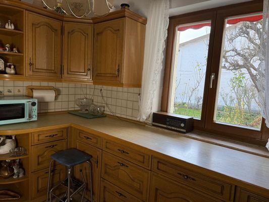 EG Küche Bild 2 - Immobilien Baumeister.jpg