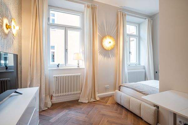 Gäste-/ Arbeits-/ Kinderzimmer