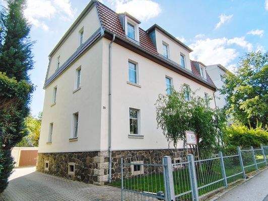 Haus Ansicht Einfahrtsbereich