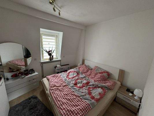 11 Schlafzimmer.JPEG
