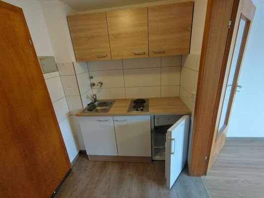 Flur mit Pantry.jpg