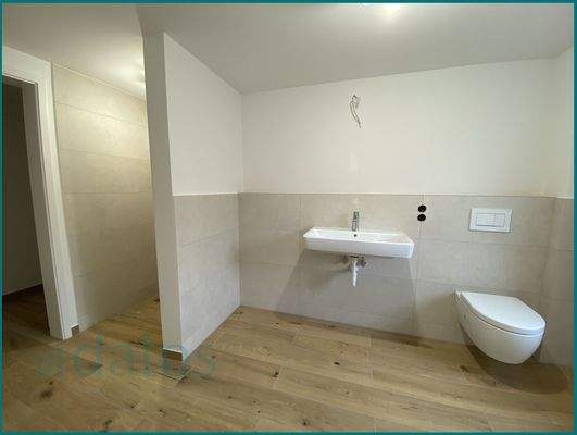 Innenfoto 5 Duschbad