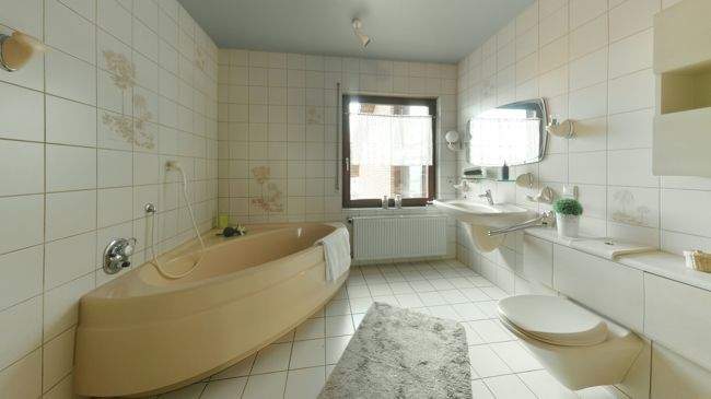 Badezimmer_EG (3)