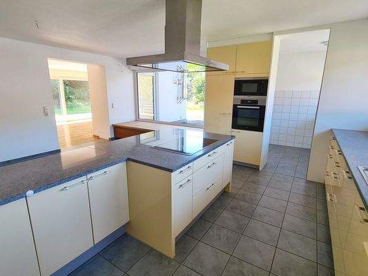 Einbauküche inklusive