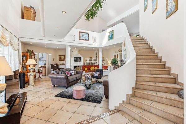 eleganter Treppenaufgang