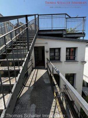 Zugang zur Terrasse 2.OG und Dachterrasse