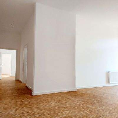 Blick von Küche in d. Flur