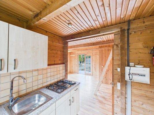 CAM03784G0-PR0099-STILL014