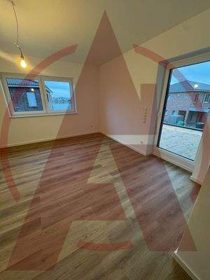 Wohn- und Esszimmer mit Logo