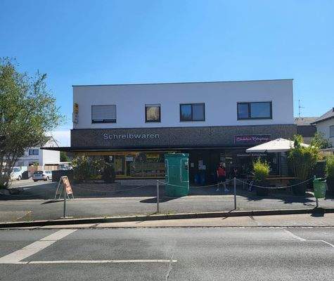 Ansicht mit Gewerbeeinheit 2.jpg