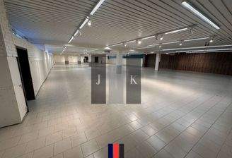 Halle Innenansicht 1