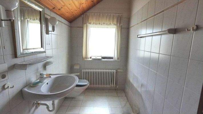 Tageslichtbad im Dachgeschoss