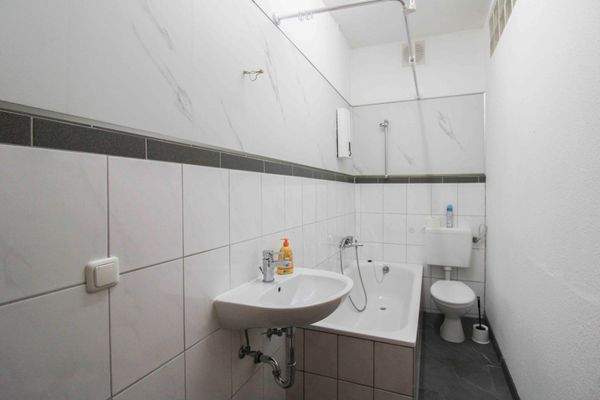 Ansicht Badezimmer 2