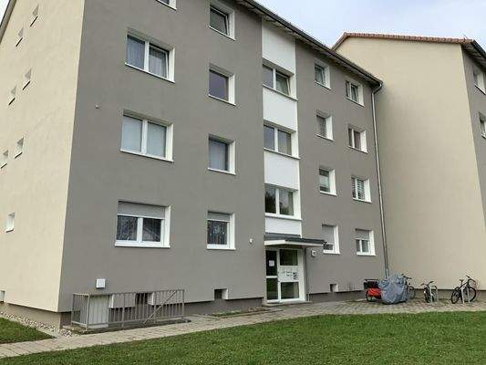 Kandel, Röntgenstr. 10-14