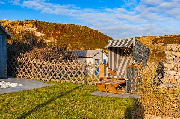 Strandkorbplatz auf dem Grundstück
