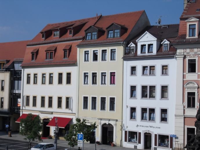 moderne 3- Raum Wohnung mit großem Balkon