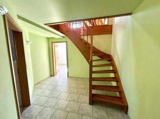 Eingang Maisonette rechts Hofseite.jpeg