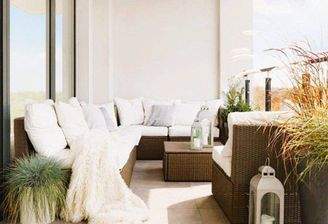 Beispielbild_Dachterrasse mit Sitzmöbel