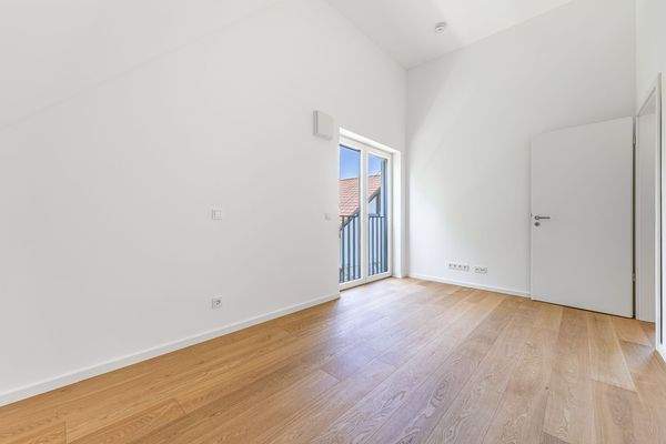 Schlafen/Kind/Arbeiten im OG