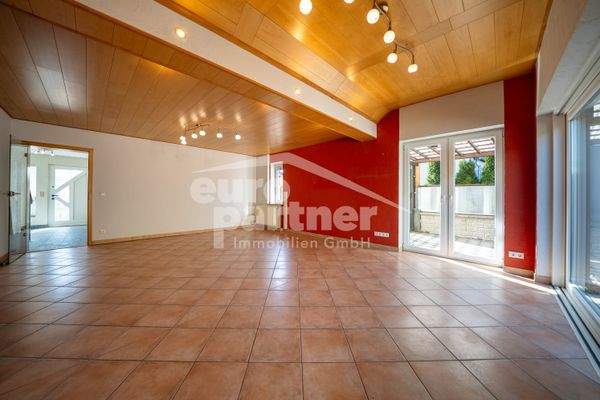 Wohn/ Essbereich Ansicht II (EG)