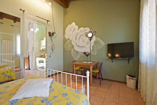 Il Giardino Camelie mit 2 Balkonen &amp; Traumseesicht