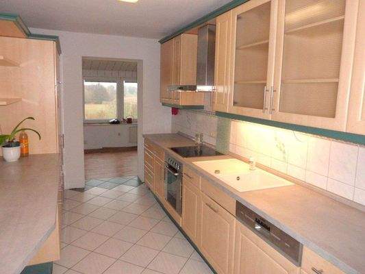 Einbauküche voll ausgestattet mit Markengeräten EG