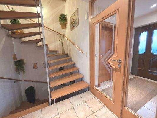 Eingang/Treppenaufgang