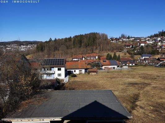 zentral gelegenes, familienfreundliches Grundstück